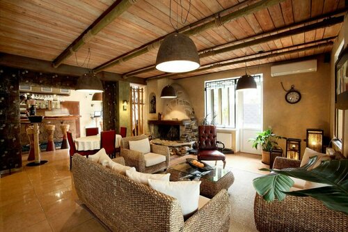 Vila Tulip Hotel, Foglalás Üdülőközpont Codru Kisjenő