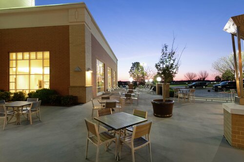 Embassy Suites Northwest Arkansas - Hotel