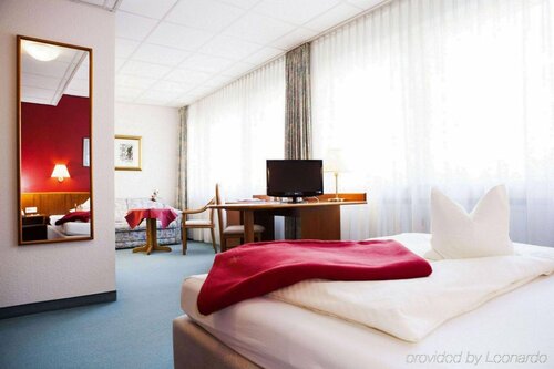 Hotel Am Düsseldorfer Platz, Забронировать Отель Отели Ратинген с завтраком, Завтраки
