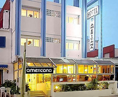 Hotel Americana, Rezerwuj Hotel Peninsula 