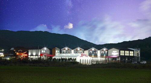 Gyeongju Sillamasil Pension One, Забронировать Апартаменты/квартира Кёнджу провинция Кёнсан-Пукто, рядом с Парк аттракционов Gyeongju World