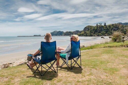 Pohara Beach TOP 10 Holiday Park, Забронировать Курортный отель Курортные отели Тасман, Курортный отель