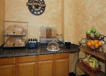 Comfort Suites Houston near Medical Center- NRG Stadium, Book Hotel Hoteller i Houston med parkering, Parkering