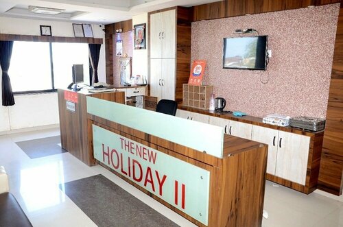 The New Holiday II, Забронировать Отель Мехсана штат Гуджарат