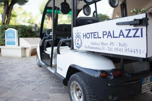 Hotel Palazzi, Book Hotel Marche hoteller med parkering, Parkering