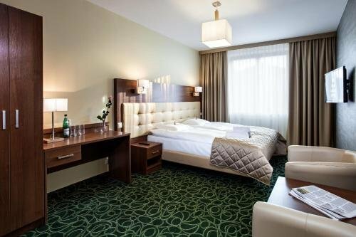 Hotel Royal Botanic, Забронировать Отель Люблин Люблинское воеводство, рядом с UMCS Botanical Gardens