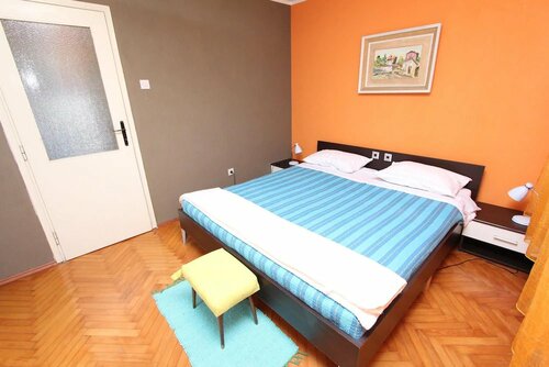 Apartment Un chat, Забронировать Апартаменты/квартира Отели Ровинь с парковкой, рядом с Пляж Балота, Парковка