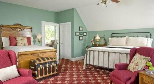 The Carriage House Inn Bed & Breakfast, Boek Hotel Hotels in Virginia met parkeren, Parkeren