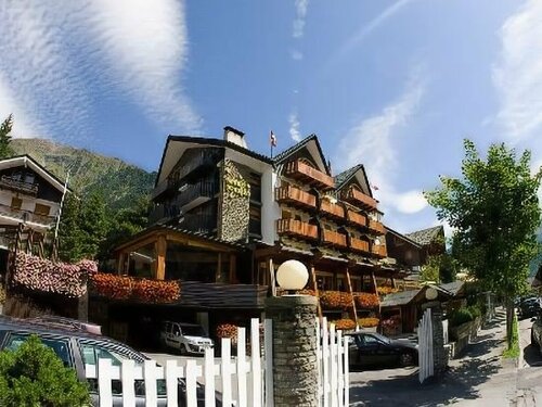 Hotel Pavillon, Забронировать Отель СПА-отели Курмайора, SPA-услуги