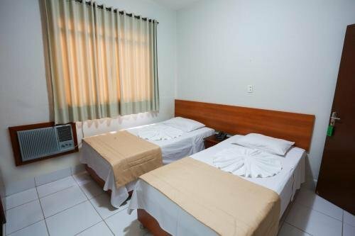 Bandeirantes Hotel, Reservar Hotel Hotéis baratos em West-Central Brazil