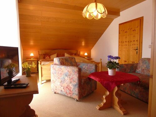 Pension Haus Waldesruh, Book Hotel Hoteller i Bayern med pool, Swimmingpool