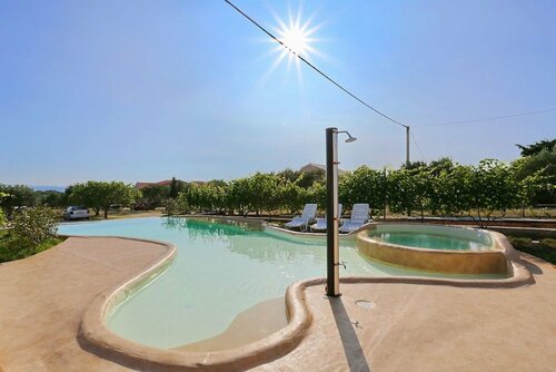 Apartments Goran, Забронировать Апартаменты/квартира Отели Pedinka с бассейном, Бассейн