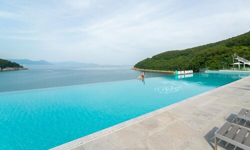 Blue Mango Pool Villa & Resort, Prenota Resort Dolsan-eup 