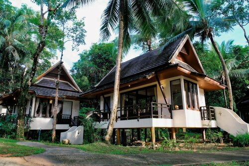 Kooncharaburi Resort - Koh Chang, Забронировать Отель Отели Ко Чанг с питанием, Пансион
