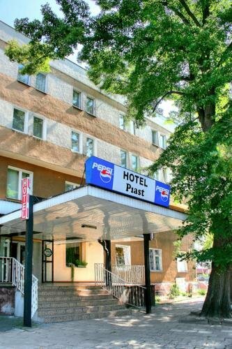 Hotel Piast, Забронировать Отель Мыслибуж Западно-Поморское воеводство
