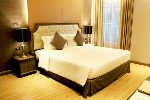 The Duchess Hotel, Забронировать Отель Отели Бангкока с завтраком, рядом с Развлекательный центр Nana Plaza, Завтраки