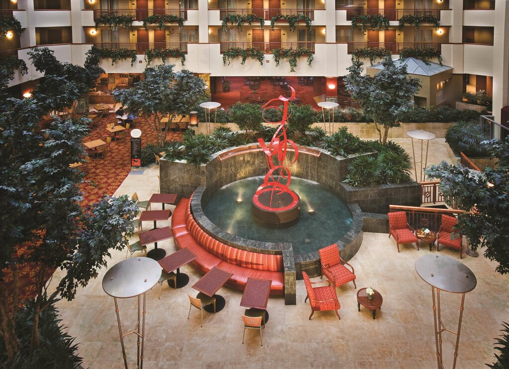 Embassy Suites Northwest Arkansas - Hotel