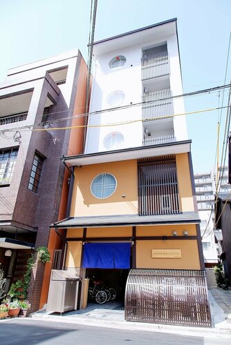 Matsuishi Shijo Karasuma Hostel, Prenota Ostello Shimogyo Ward , vicino a Nijojo-mae Station
