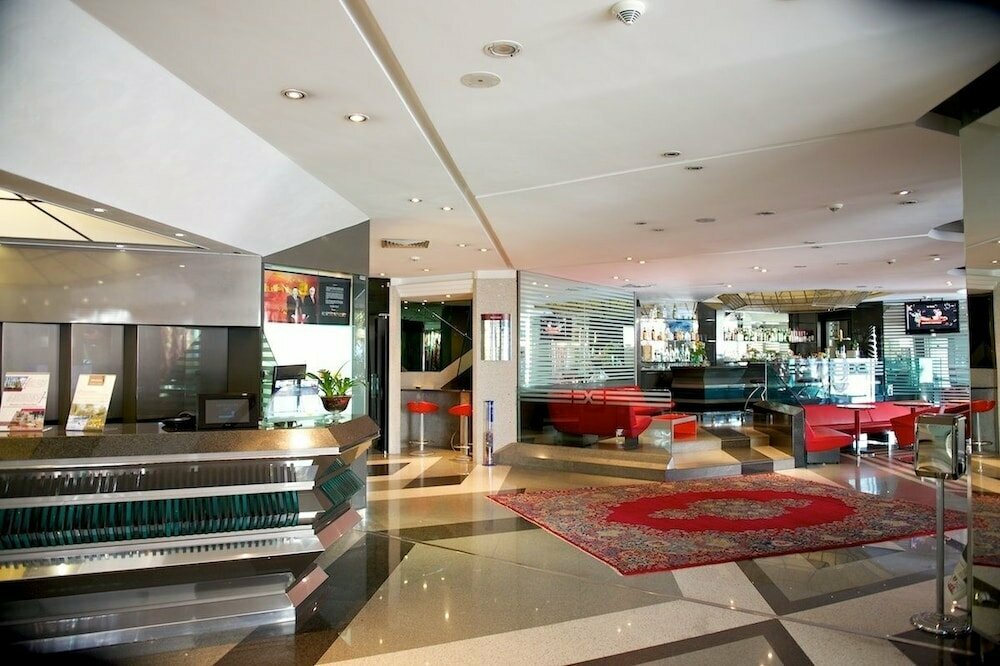 Executive Luxury Hotel