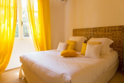 Lagnonu, Réserver Hôtel Coti-Chiavari Golfe d'Ajaccio