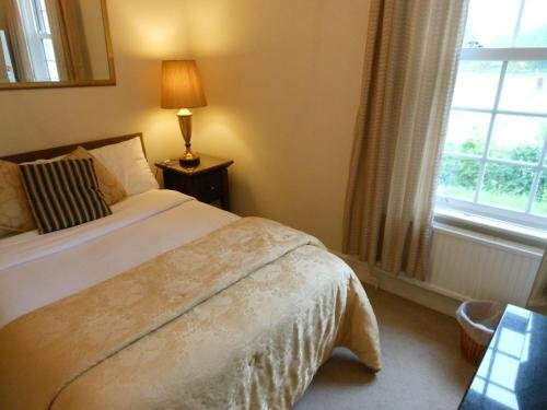 The Broomsquire, Rezervați Hotel Aldermaston Berkshire