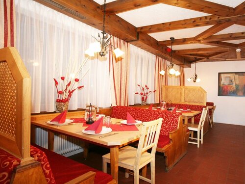 first mountain Hotel Ötztal, Забронировать Отель Лангенфельд Имст
