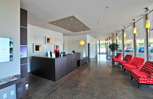 The Waterfront Hotel, Забронировать Отель Отели Нью-Плимута с парковкой, рядом с Puke Ariki, Парковка