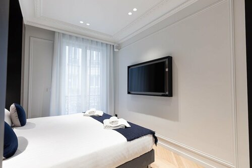 HIGHSTAY - Luxury Serviced Apartments - Champs-Elysées, Забронировать Апартаменты/квартира 8-й округ: Елисейские поля Париж, рядом с Мальзерб