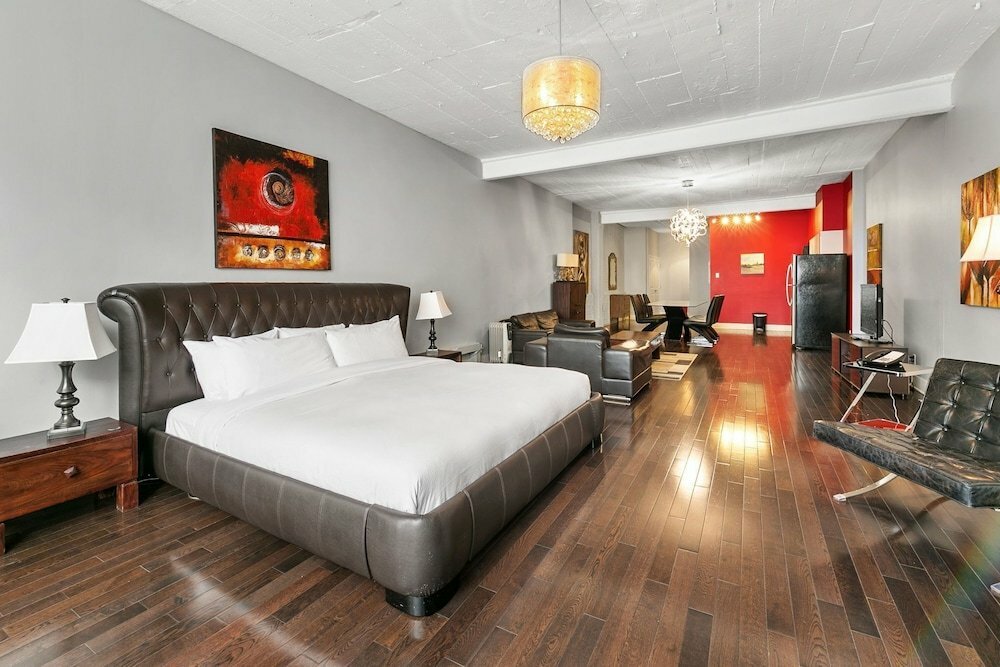Le Jazz St. Denis Hotel