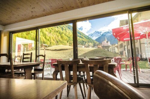 Auberge du Mont Blanc, Réserver Auberge Finhaut 