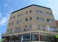 Hostal Athenas, Забронировать Гостевой дом Сан-Адриан-де-Бесос Costa de Barcelona