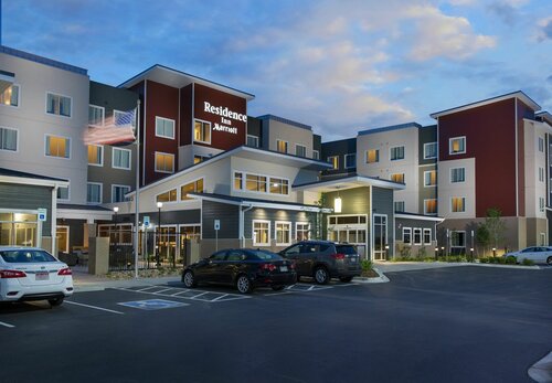 Residence Inn by Marriott Denver Central Park, Забронировать Отель Отели Денвера с бассейном, Бассейн