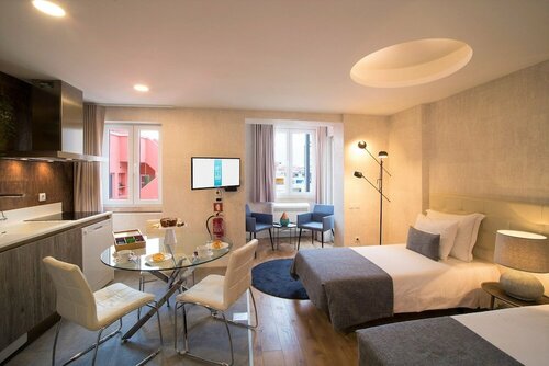 LX51 Lisbon Center - Studios & Suites by APT IIN, Забронировать Гостевой дом Санту-Антониу Лиссабон, рядом с Концертный зал Coliseu dos Recreios