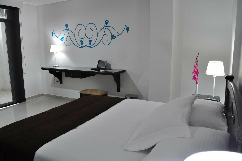 Hotel Santa Marta Real