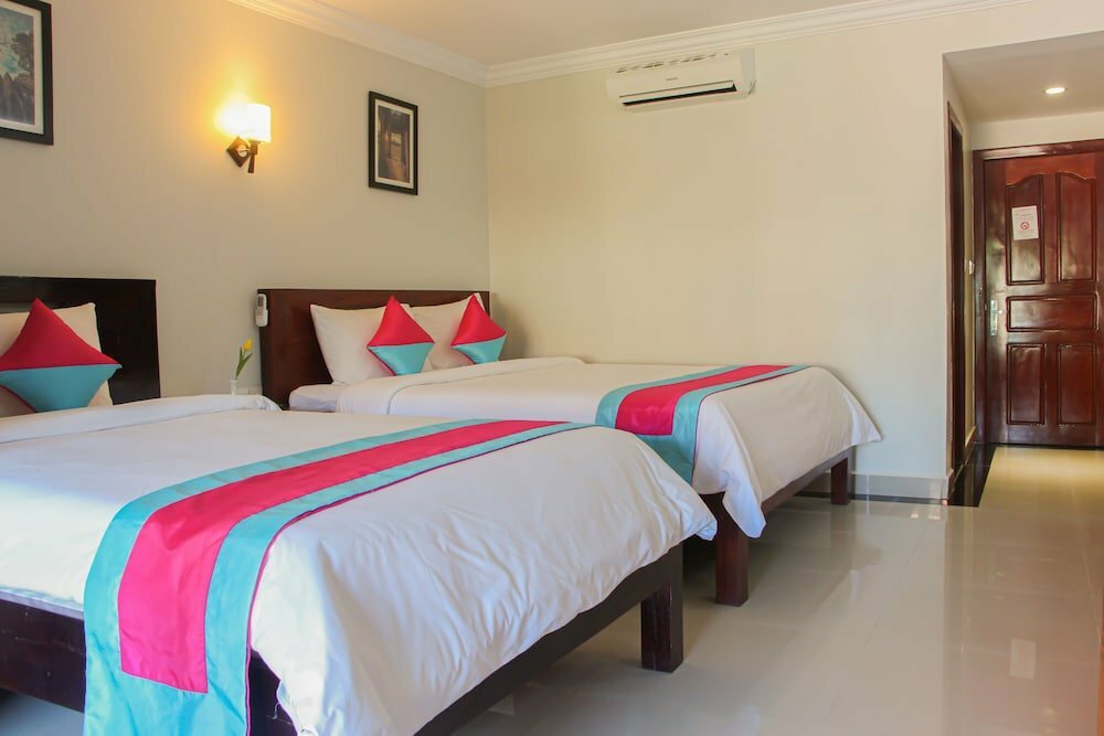 Glorious Belle Hotel