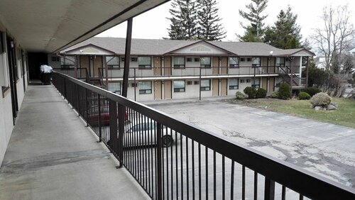Howard Johnson Express Inn, Book Mini-hotel Niagara Falls 