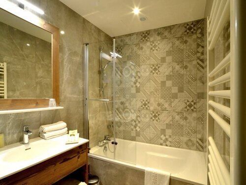 Hôtel de France, Book Hotel Hoteller i Burgund med parkering, Parkering