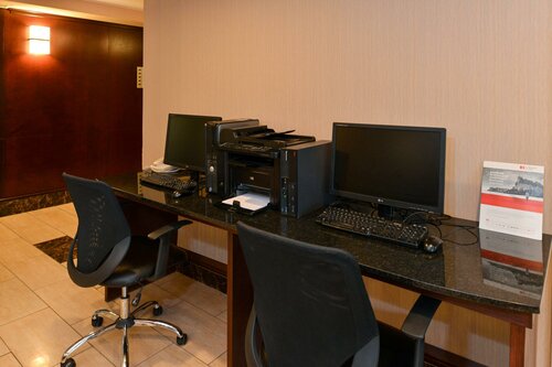 Holiday Inn Express Edmonton North, Rezerwuj Hotel Hotele w Edmonton ze śniadaniem, Śniadanie