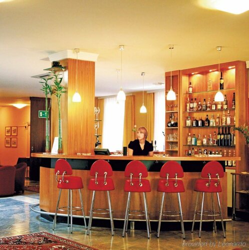 Globo Plaza Hotel Villach, Забронировать Отель Отели Dobratsch 4 звезды, 4*