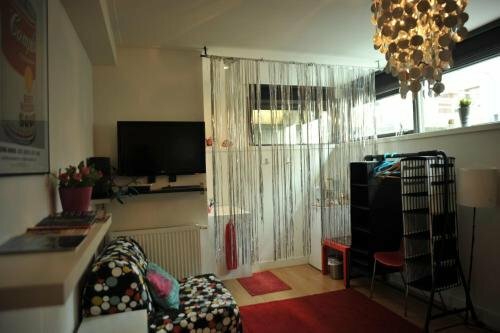 La Corte Sconta B&B, Забронировать Отель «постель и завтрак» Отели Амстердама 3 звезды, 3*