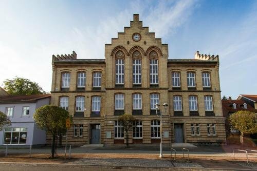 Pension Katharinenschule, Забронировать Гостевой дом Айзенах Реннштайг, рядом с Predigerkirche