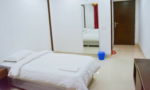 Bodhgaya Seven Inn Hotel n Restaurant, Boek Hotel Hotels in Bihar met ontbijt, Ontbijt