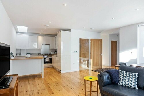 Cosy 2 Bedroom House Near Greenwich, Забронировать Дом для отпуска Виллы Большого Лондона, Вилла