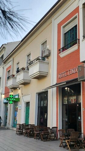 Hotel London, Забронировать Отель Тирана область Тирана