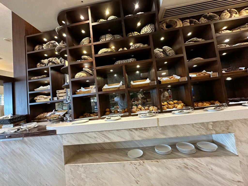 Emirates Grand Hotel