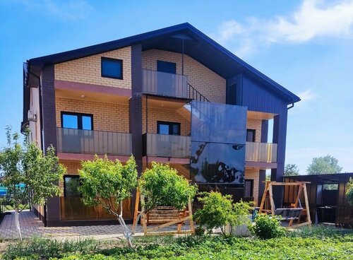 Деон, Забронировать Гостевой дом Отели Благовещенской с парковкой, Парковка