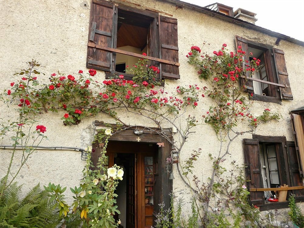 Hôtel et Restaurant La Grange aux Marmottes