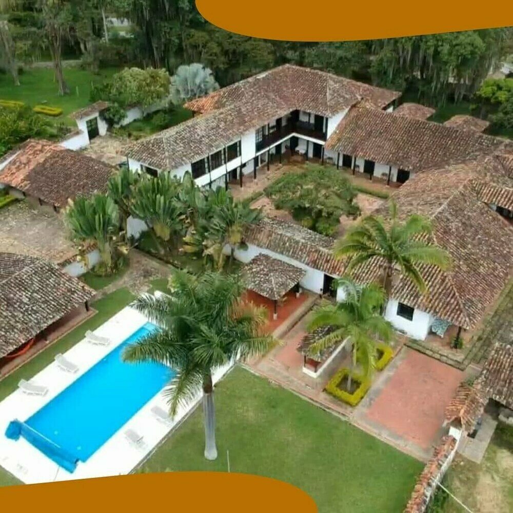 Espectacular Hacienda Colonial El Novillero