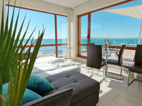 Beachfront Apartments by Marty\s, Забронировать Апартаменты/квартира Солнечный берег регион Солнечный берег