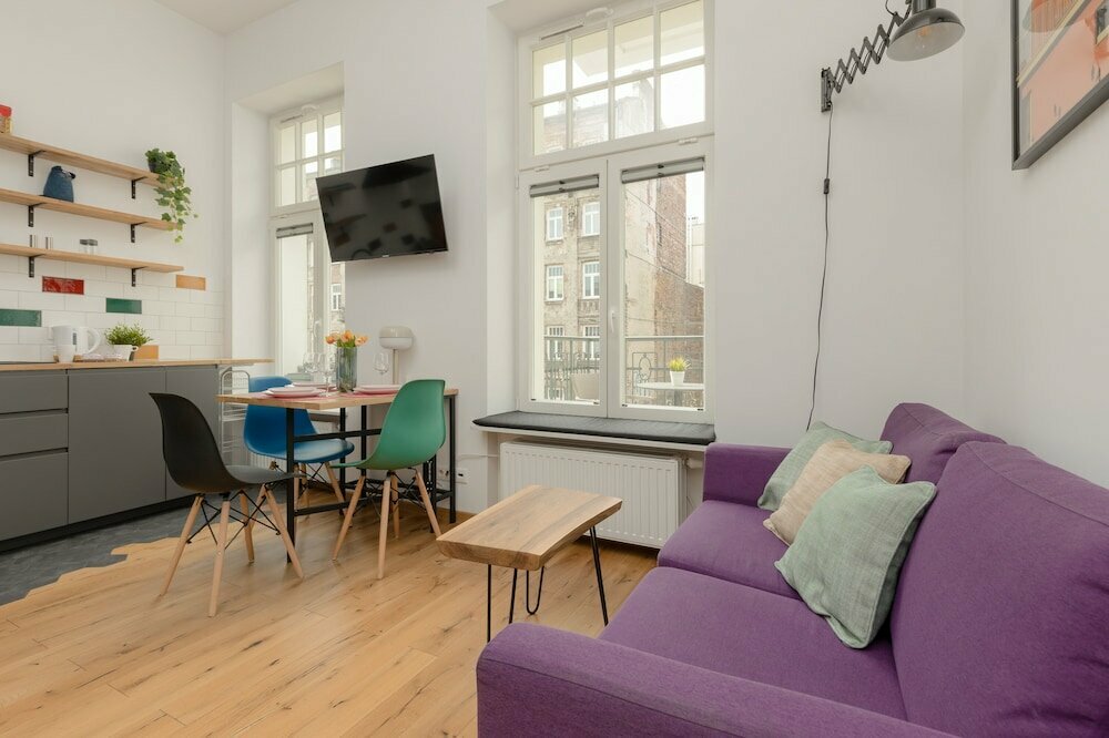 Apartment Warsaw Targowa by Renters